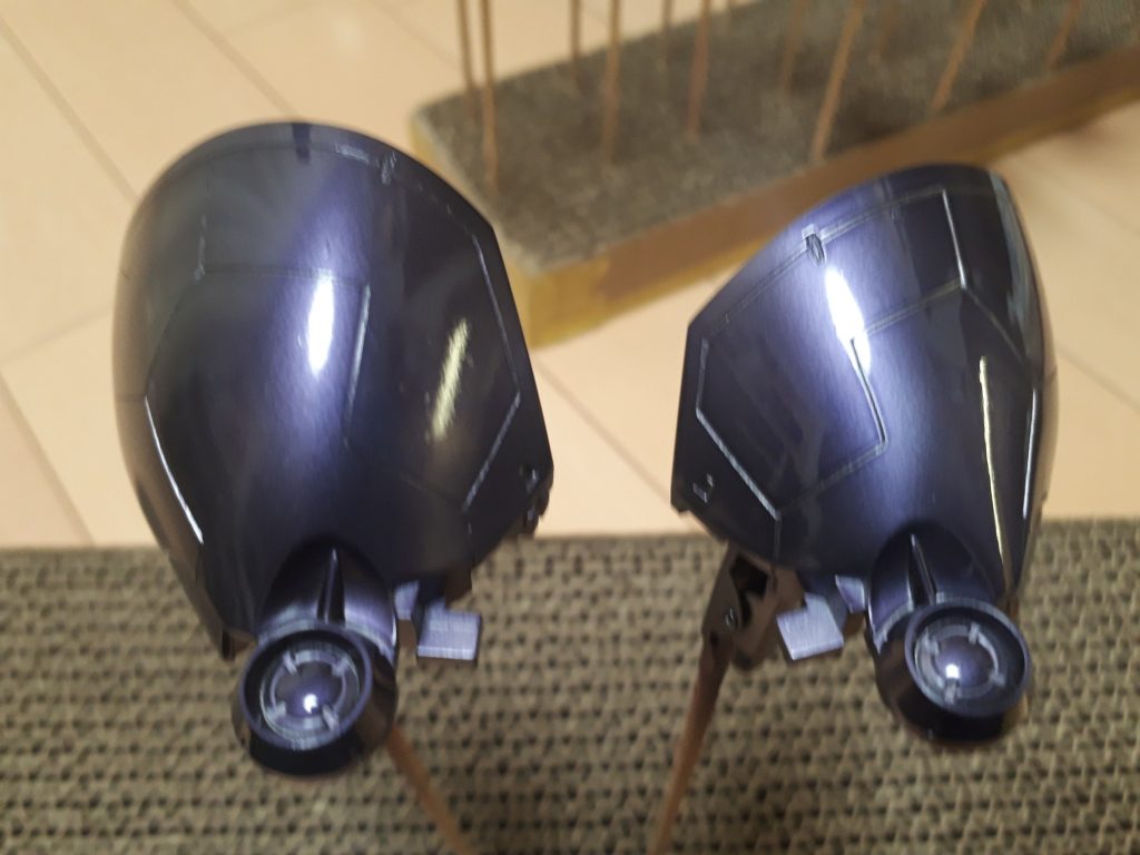 右がクリアダークパープル2回目。左が3回目。（老眼でピンボケに気づかぬという失態w）