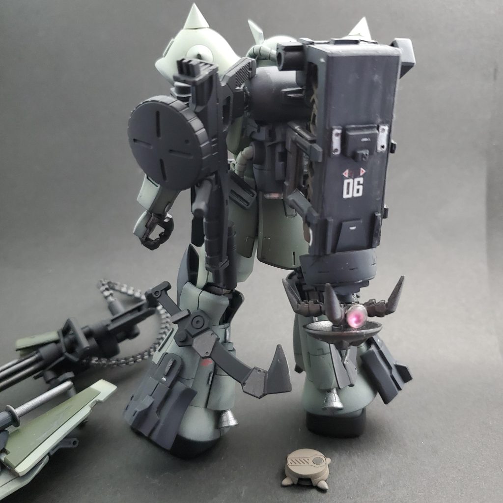 AIによる自動索敵、地形予測により敵陣に機雷を運んで設置してきます。これはパイロットの操作ではなくあくまでAIによる操作であります（ファンネル的ではない）