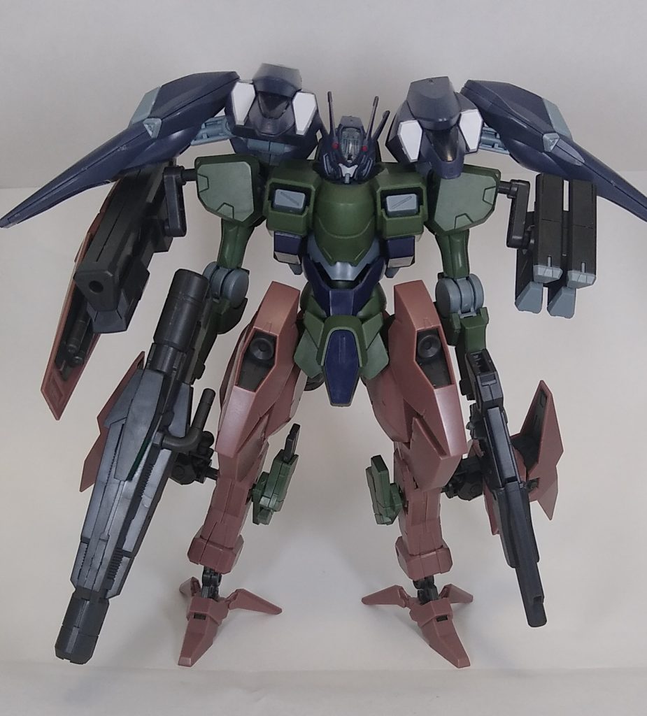 5号の嗜好にあわせてとにかく生存性に特化すべく、持てるだけの武装を装備した重火力でありながら、ファラクトの予備パーツから流用したブラストブースター及びソーンの各種バーニアで高機動を保っている。シェルユニットの名残はあるがあくまでザウォートがベースであってGUND-ARMではない為、操縦者の命を奪う光が再び放たれることはない。すぐにでも旅立ちたいとの意向に沿って特別な塗装は施されていない。(という脳内設定で手抜き(^_^;))脚部は巷で噂の組換脚長ソーンから流用。ノレア……私を導いてくれ!