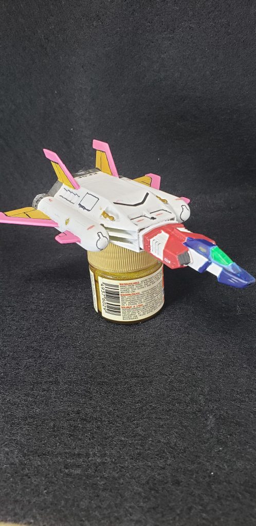 赤色の部分は、赤い彗星になってしまった兄をイメージして、シャアザクカラーで、整えてみました(写真では、判りづらいですね。)