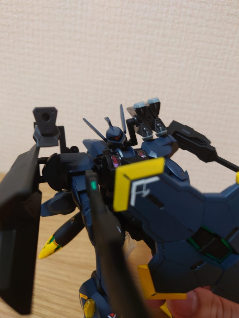 奪われた合成魔獣–2枚目/制作者：@VFR53622