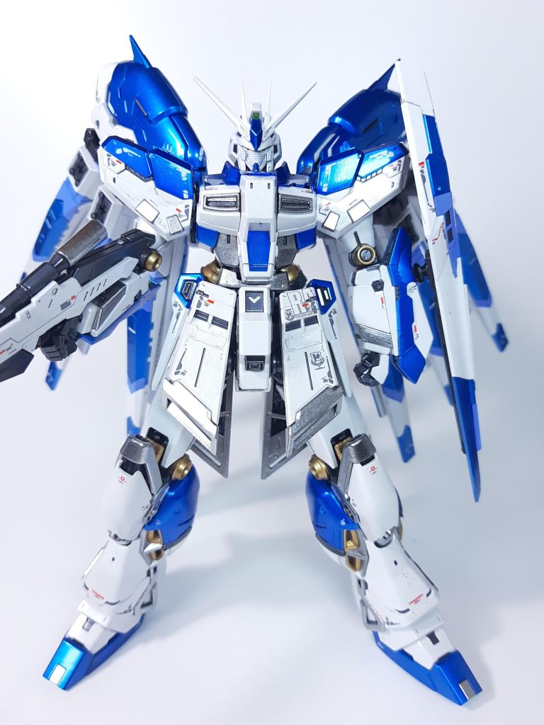RG Hiνガンダム　メタリック塗装–3枚目/制作者：孤独のプラモ