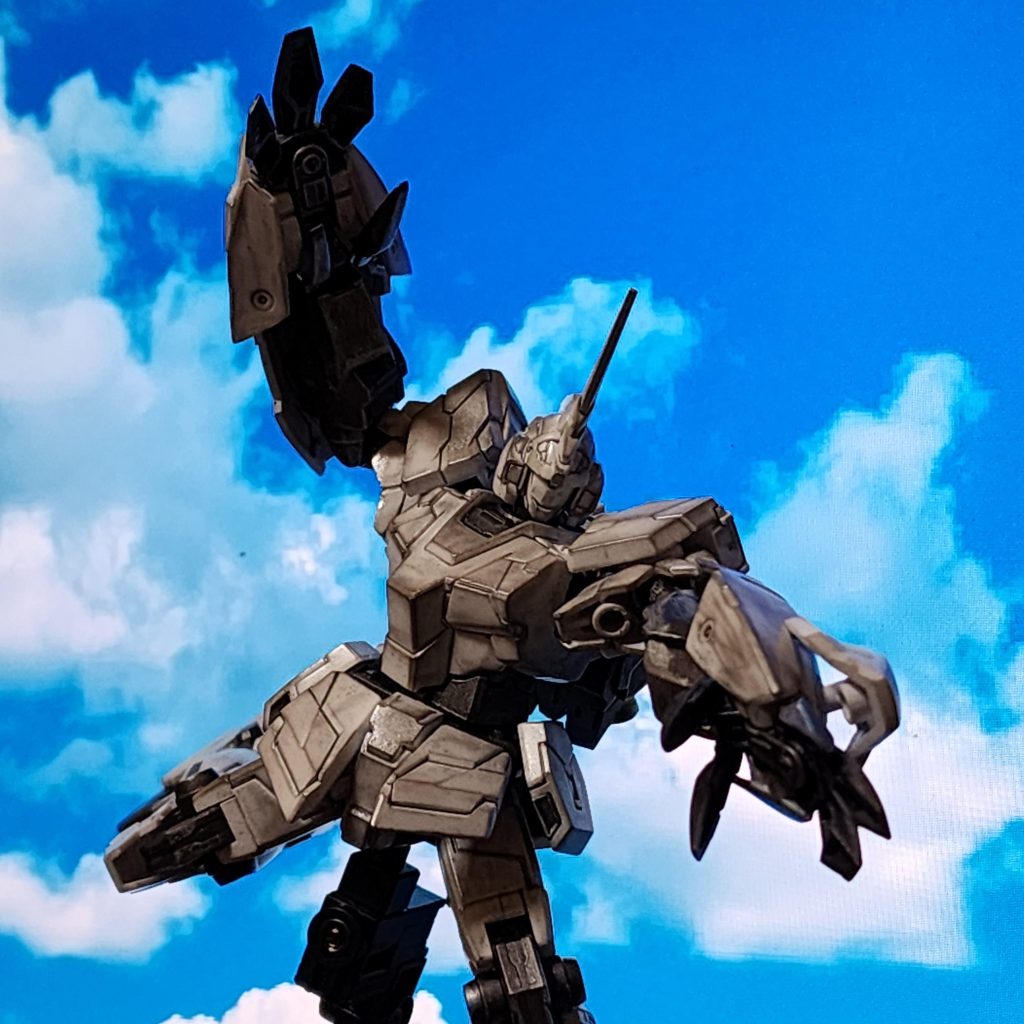 完全、近接戦闘特化ただただ殴るのみw