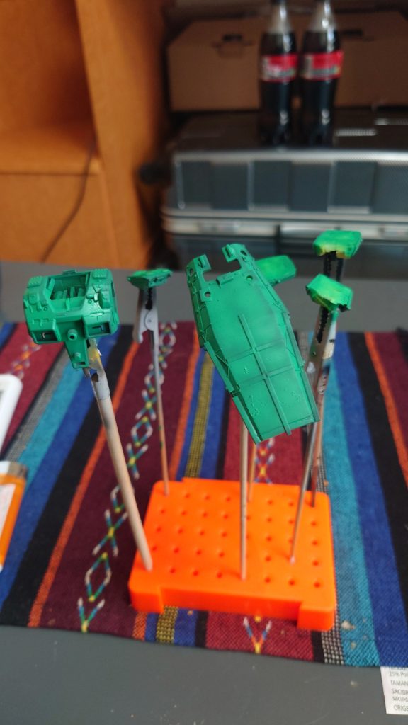 いい感じダークグリーン立ち上げからのダンバイン?トカマクグリーン?でグラデでかけて