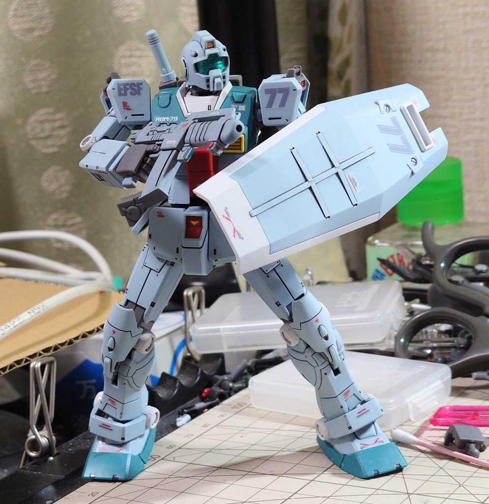 HG ジム(スレッガー・ロウ機)–4枚目/制作者：隠れ蓑