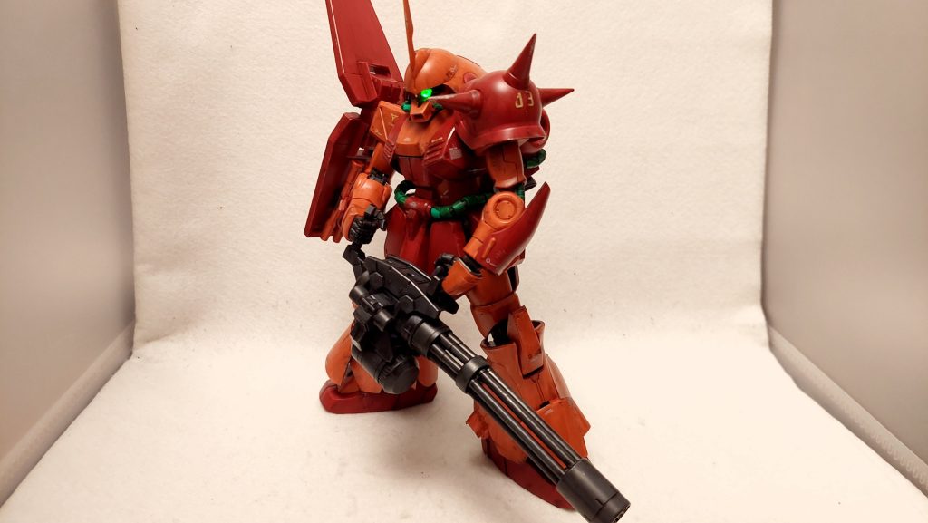 使用ツール＜部分塗装＞バーニア内部塗装：ガンダムマーカーSEEDレッド＜ウェザリング＞リアルタッチマーカーブラウン、グレー3エナメル塗料　スカイグレイ＜スポンジチッピング＞アクリル塗料　クレオス　ダークグレー（フィールドグレー）