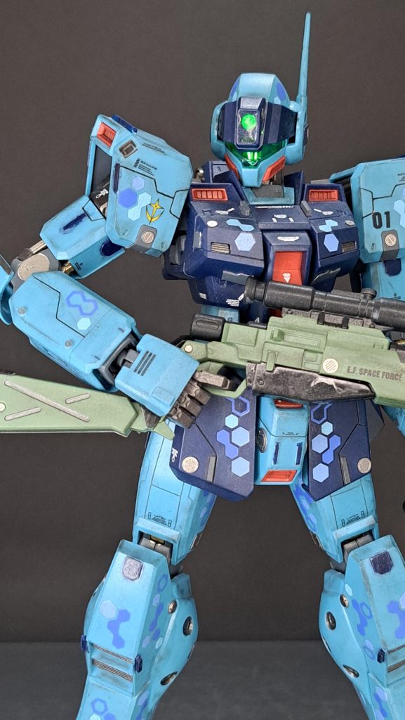 ということで、MGジムスナイパーⅡでした。これを機に他のMGも作りたくなったのですが、MGの入手はまだまだ難しいですよね。もう少し入手がしやすくなるまで、色々なキットを作って腕を磨いておこうと思います!