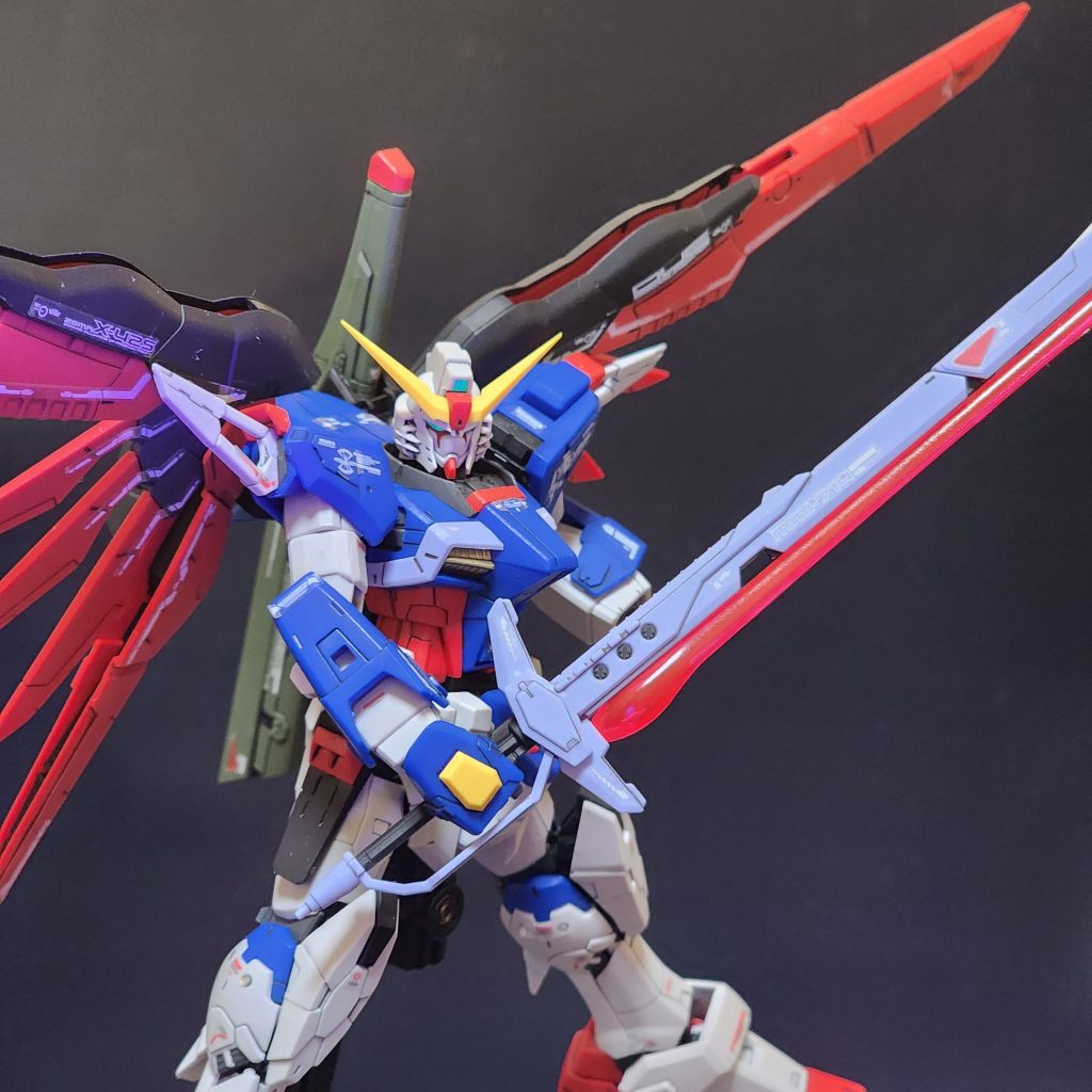 デスティニーは、武装が多くてかっこいい