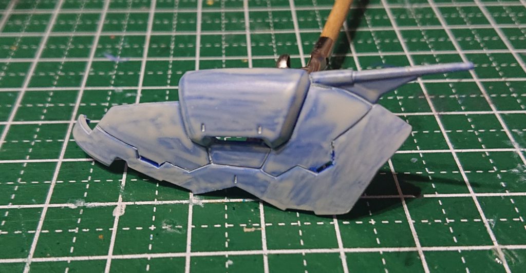 塗装の初手(1回目😒)。ストレス以外のなにものでもない。うちが制作の中でテンション下がるとき😔