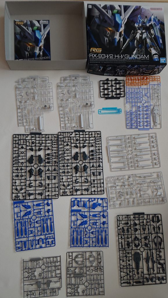 箱を開けてビックリ。箱が大きいから、想像はしてましたよ😅皆さん同様に、モデラーあるあるですが、箱に戻し、棚に戻し、1年以上の罪、罪を重ねながらの現実逃避😑