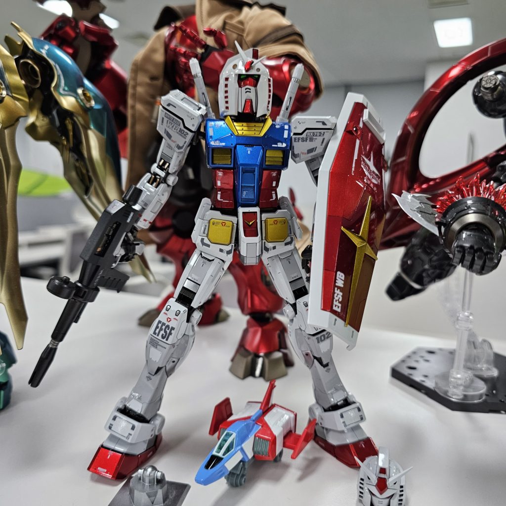 作画崩壊ファーストガンダム–4枚目/制作者：SONG_SION