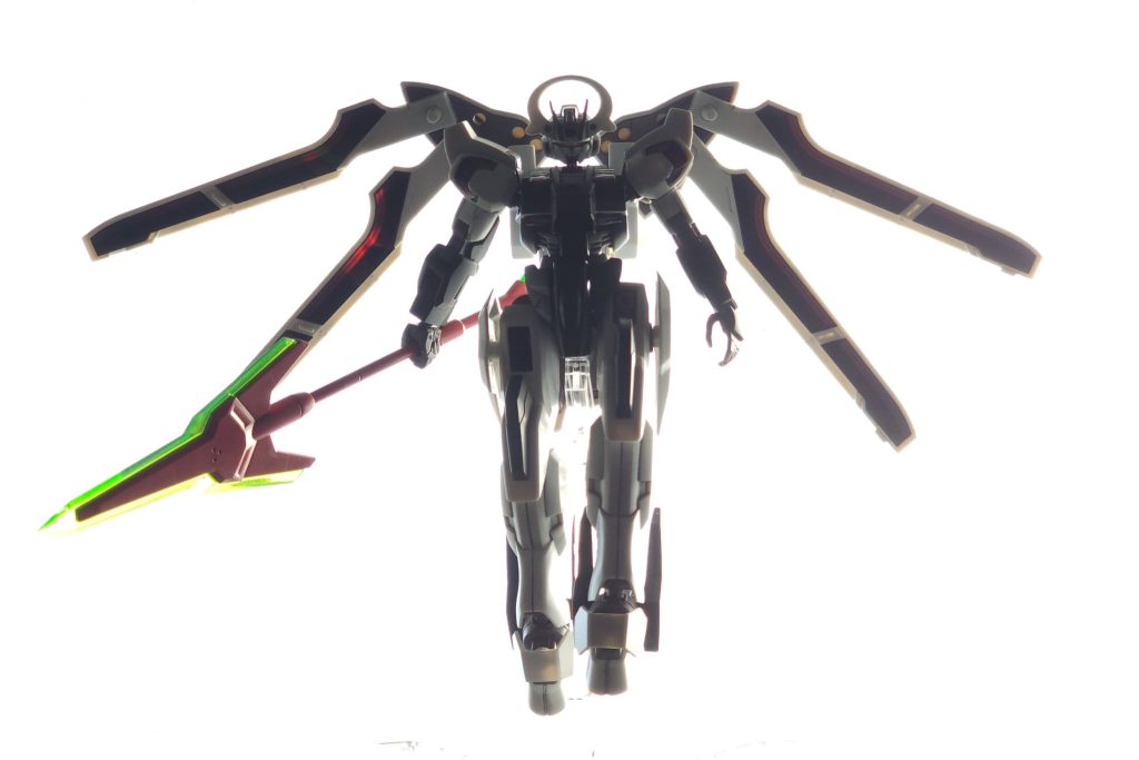 おまけ明るいところをバックに撮ってみたら, さらに魔王や悪魔っぽい雰囲気になりました…笑。RPGなどのラスボスの登場シーンみたいです(^_^;)以上です。ご覧いただきありがとうございました!!