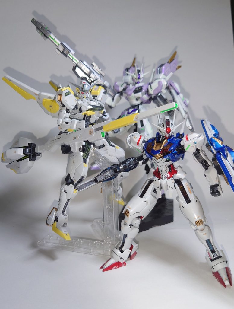 最後はこれまで製作した主人公機勢揃いで。普通に作ったのは最初だけ(笑)あ、この3機でどれが一番強いか?なんて詮索はしない方向で。今回も最後までご覧いただき、ありがとうございましたm(_ _)m