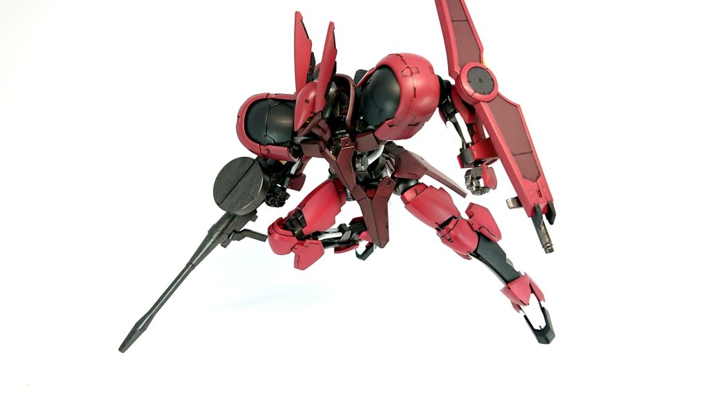 塗装に8色使用しましたが全てアクリジョンの筆塗りです。大半が設定色に近いので塗装のストレスは少なかったです。筆塗りをもっとレベルアップして機体の加工や小改造などを身に付けたいと思っております。最後までご覧いただきありがとうございましたー!