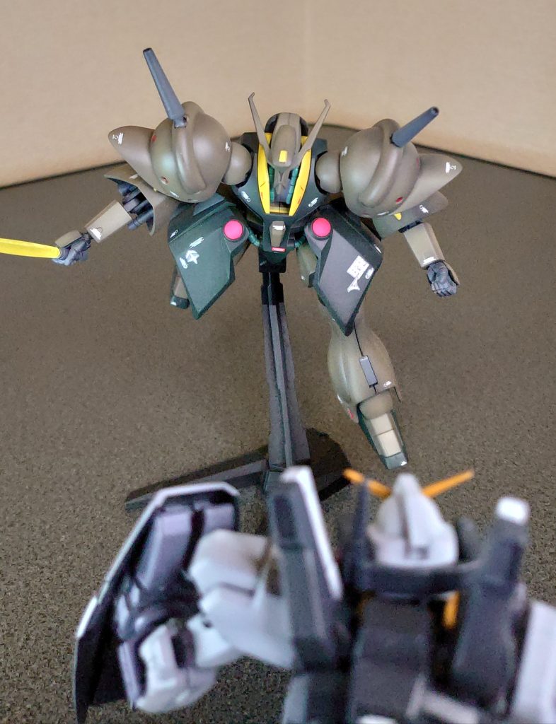 マークⅡ危うしマラサイ戦よりもかなり性能の差があり大ピンチ好きな可変ZMSの一つです。 