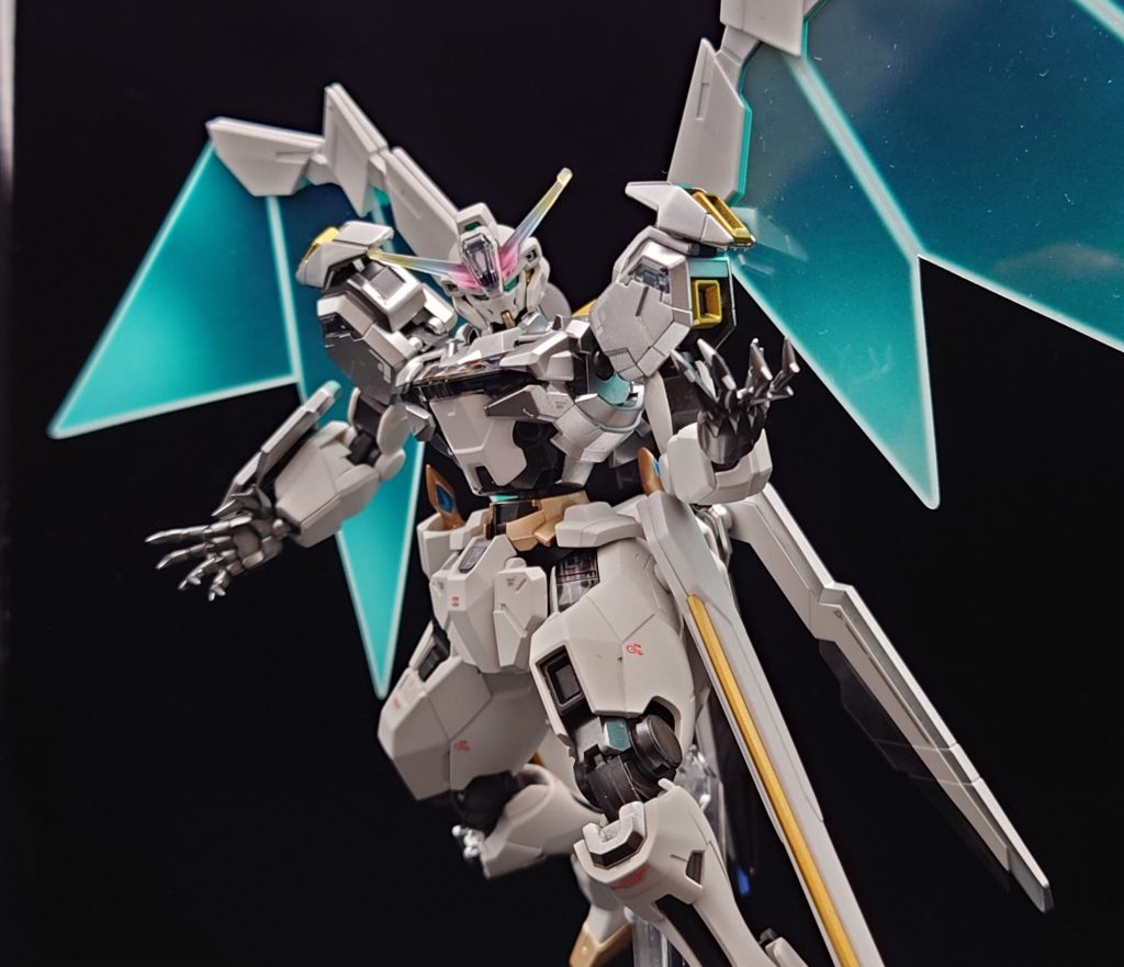 もはや魔女感は零ですね。大元が裏切りの騎士の名を冠しているので、魔女を裏切る機体といったところでしょうか。