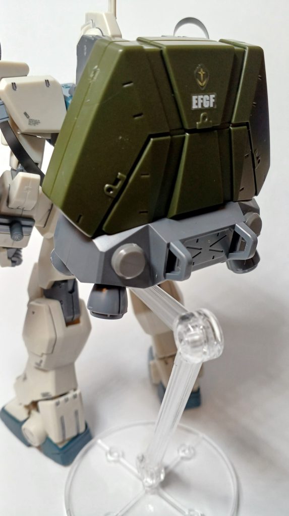 バックパックに少し手を加えました。(わかるかな?)