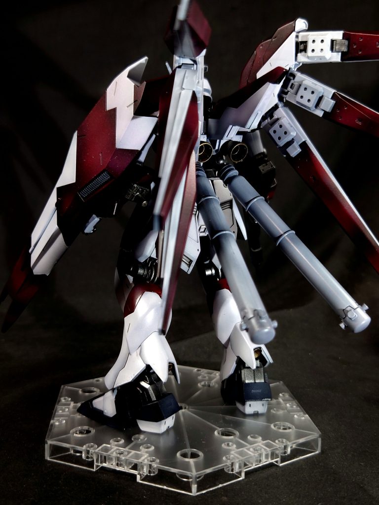 胚乳ガンダム–4枚目/制作者：やっすおう