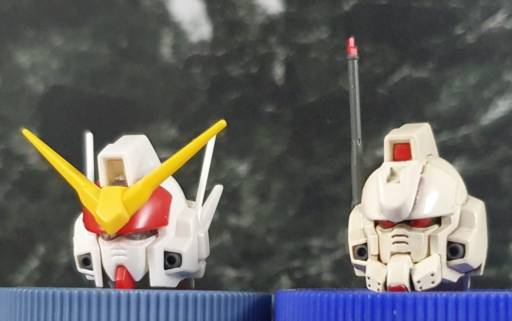 顔はこんな感じ