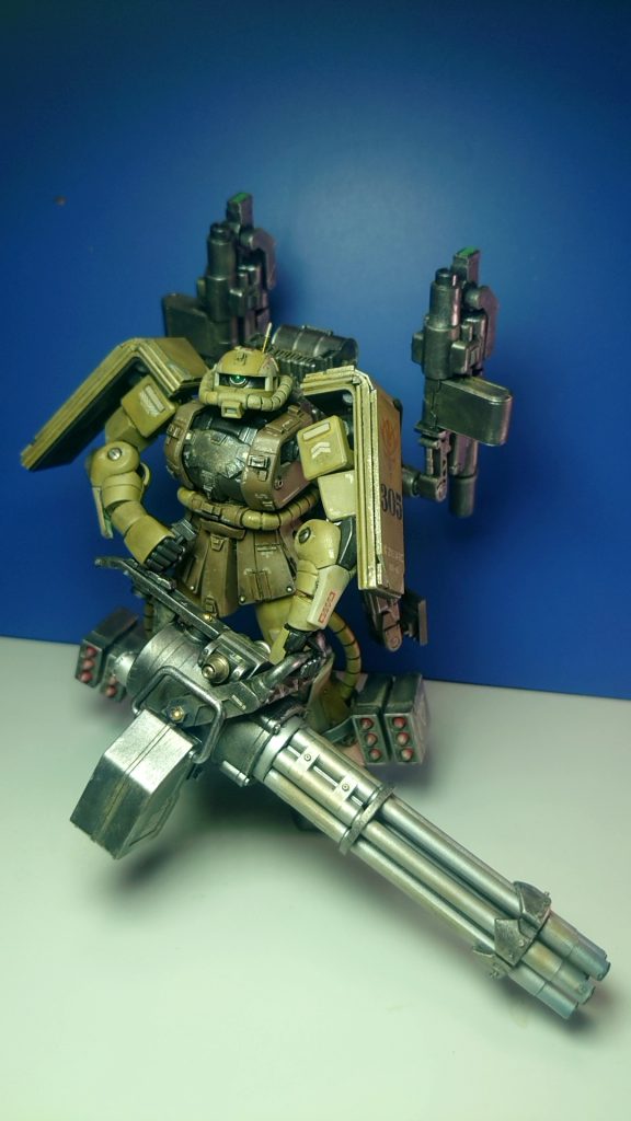 フォールディングキャノン折り畳み時(正面)。