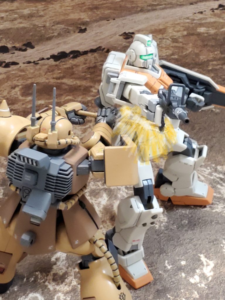 グリンウッド少佐が最後に残ったジムにヒートホーク🪓を喰らわして撃破~🤩🎵カラカル隊は救援に間に合い、ベースキャンプ部隊を救ったのである😔✨