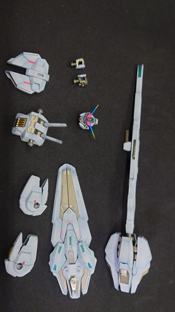 別パーツとして、写真のパーツを追加塗装しました。 