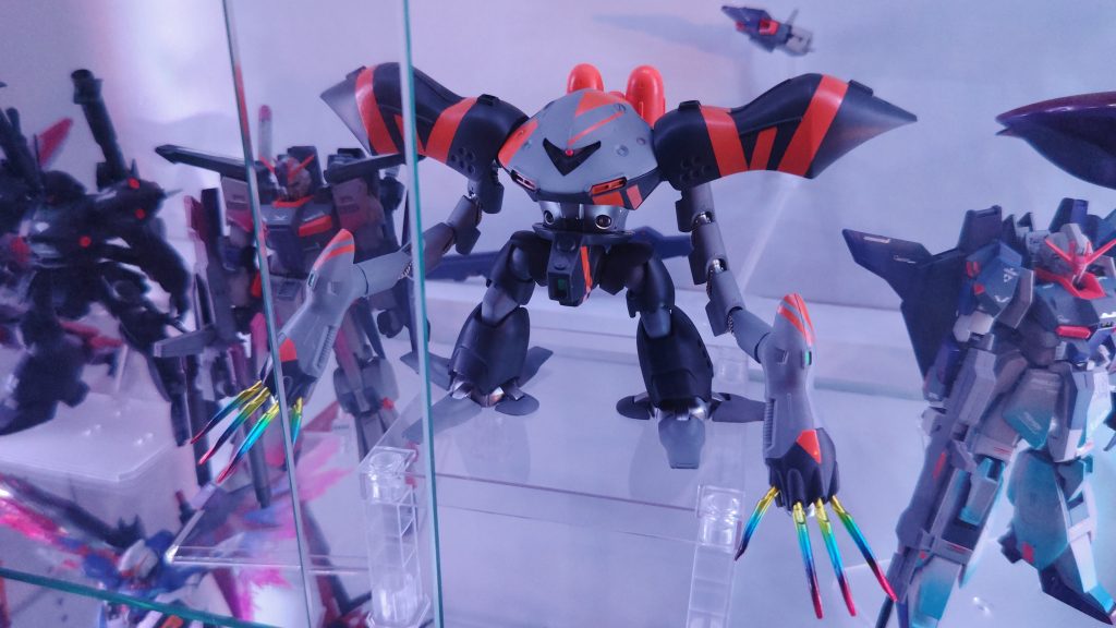 飾ってる棚のインベーダー感がすごいww以上！あとGUNSTAでは表立ってはあげれませんが美プラの沼に落ちたことを報告します！