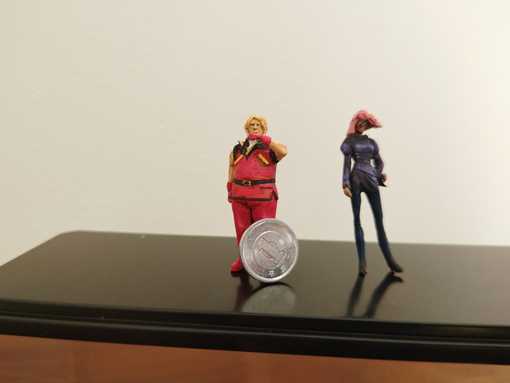 大きさ比較に1円置いてみました。