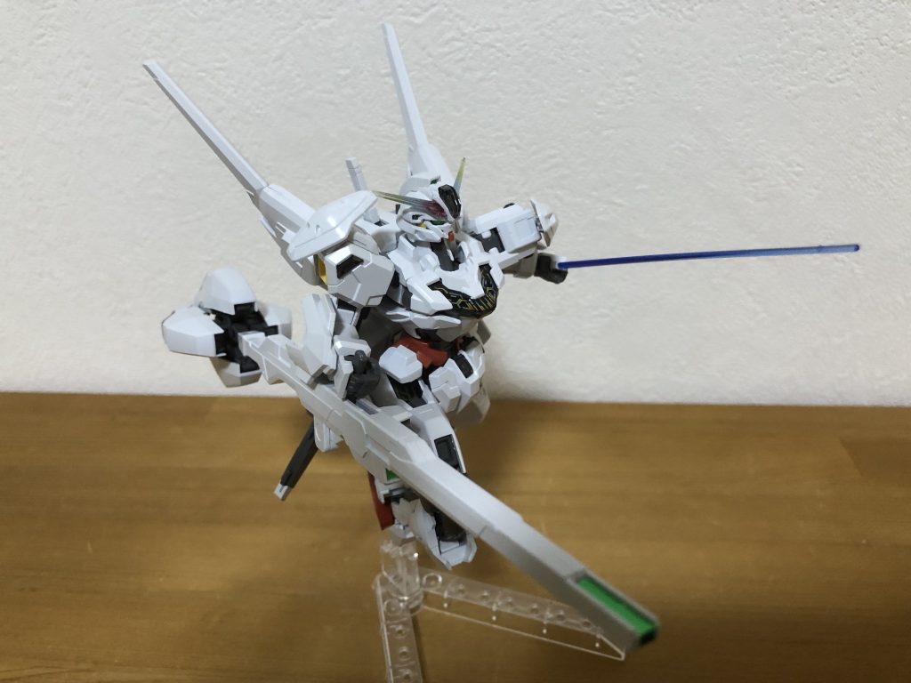 この形態での戦闘も見たかったですねー。水星の魔女、全編通して尺の短さに振り回されていた印象がありました。