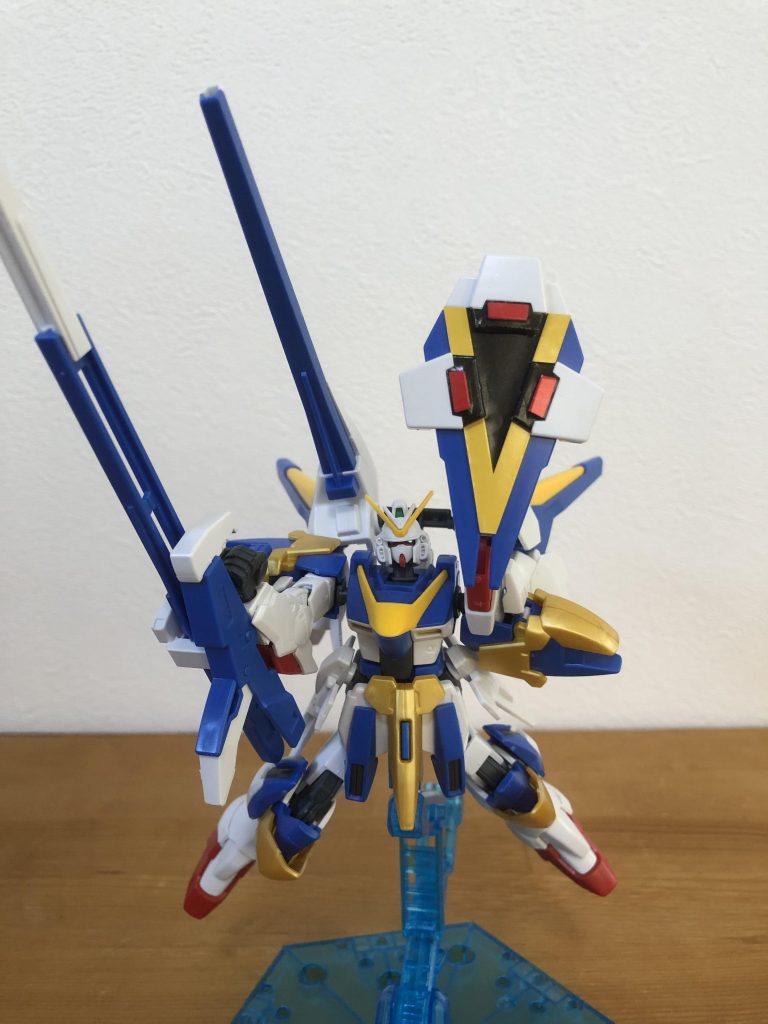 ちょっとシール貼りミスったシールド。ところでマーベットさんからボロクソ言われてたバスターパーツとお爺ちゃん達の思いが籠ったアサルトパーツ、作中での評価に差がありすぎません?