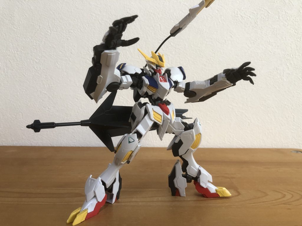 ルプスレクス最後の戦いはとても見応えありましたが、鉄血の結末には未だにもやっとしてます。オルガ死んだ辺りからこれバッドエンドだなって察してはいましたが、やっぱり鉄華団の勝利で終わって欲しかったです。おのれラスタル。