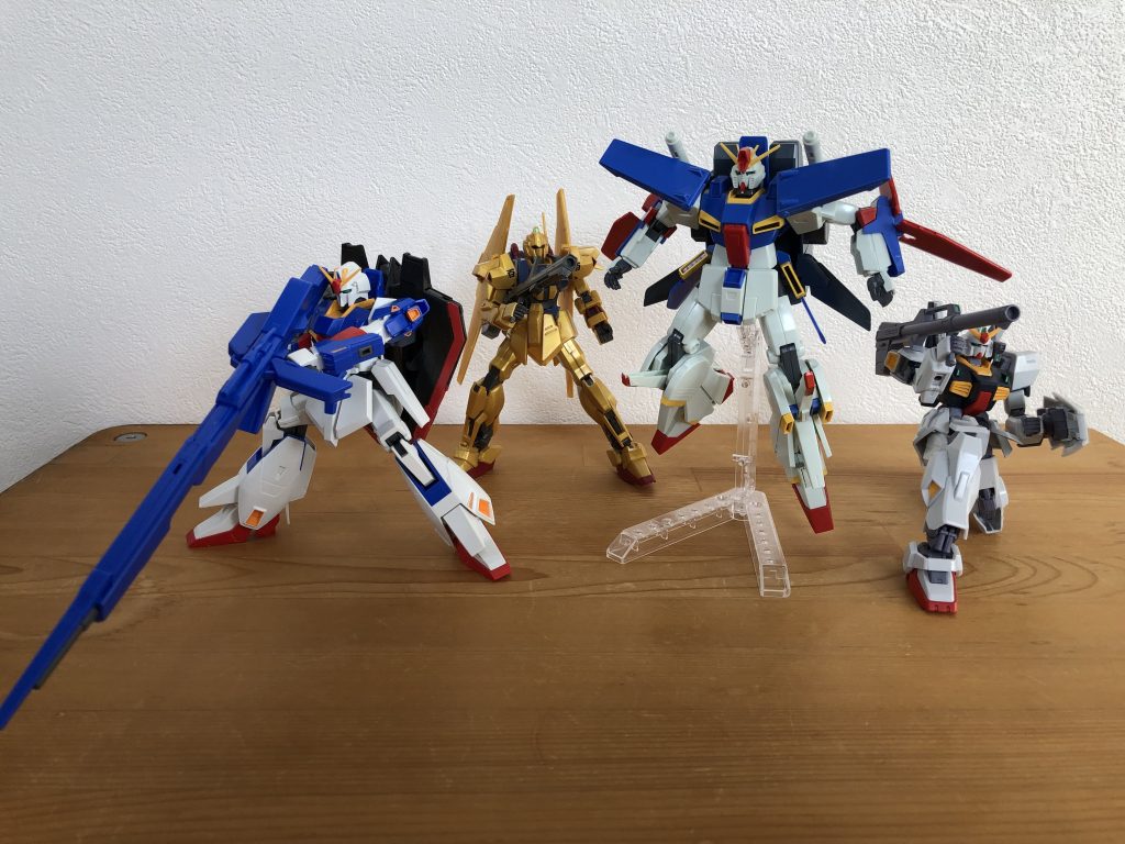 アナザーではお馴染みになったガンダム戦隊路線の元祖なんですよねZZって。