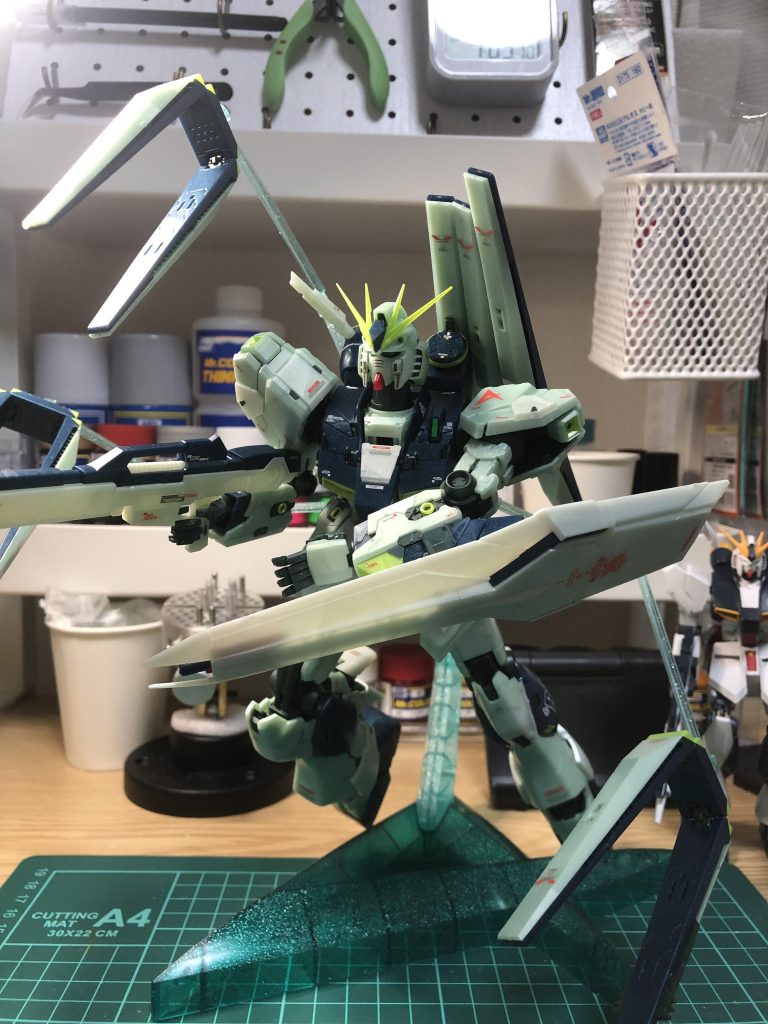 これは変に色を塗らずにスミ入れのみで仕上げようと思いました。