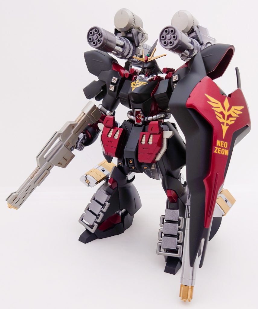 武器その1ガトリング砲×2門ガトリング砲を展開した状態。サザビーとガトリングの相性は抜群だと思います。