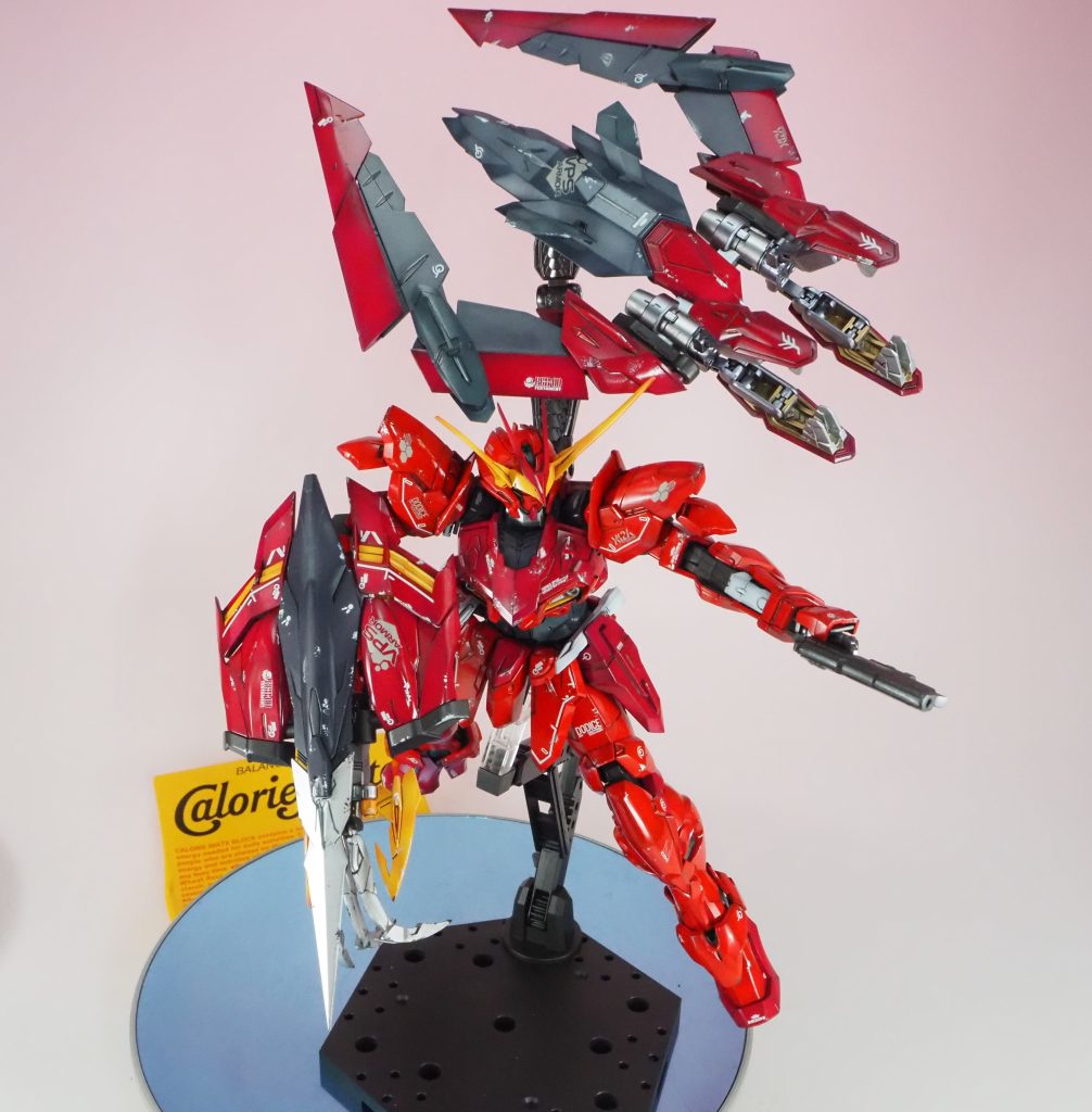 紅蓮の機体色、2丁拳銃、可変型ストライカーパック、トリケロス改…情報量が多すぎるテスタメントガンダムを作ってみました。