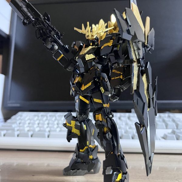 金箔野郎バンシー・ノルン