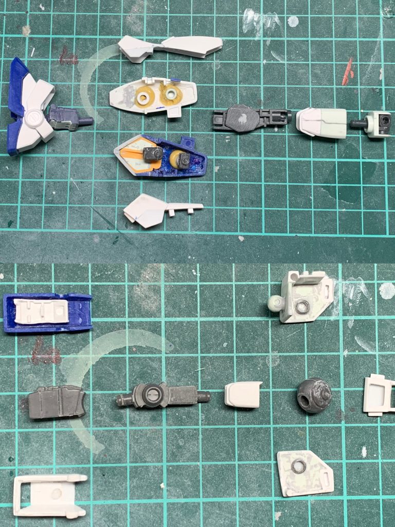 腕、足の製作工程です。(肘関節が違いますね💦)