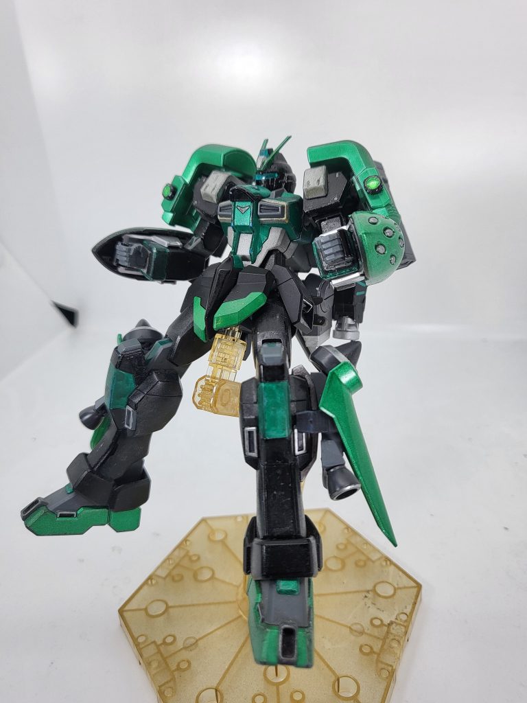 Pose 1shoting arm torpedo