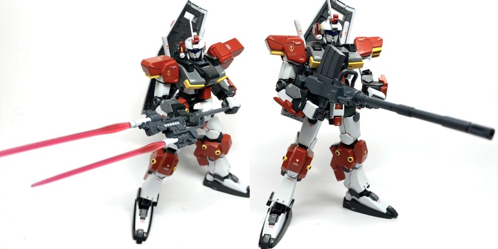 様々な武器を持たせてのアクションポーズ。