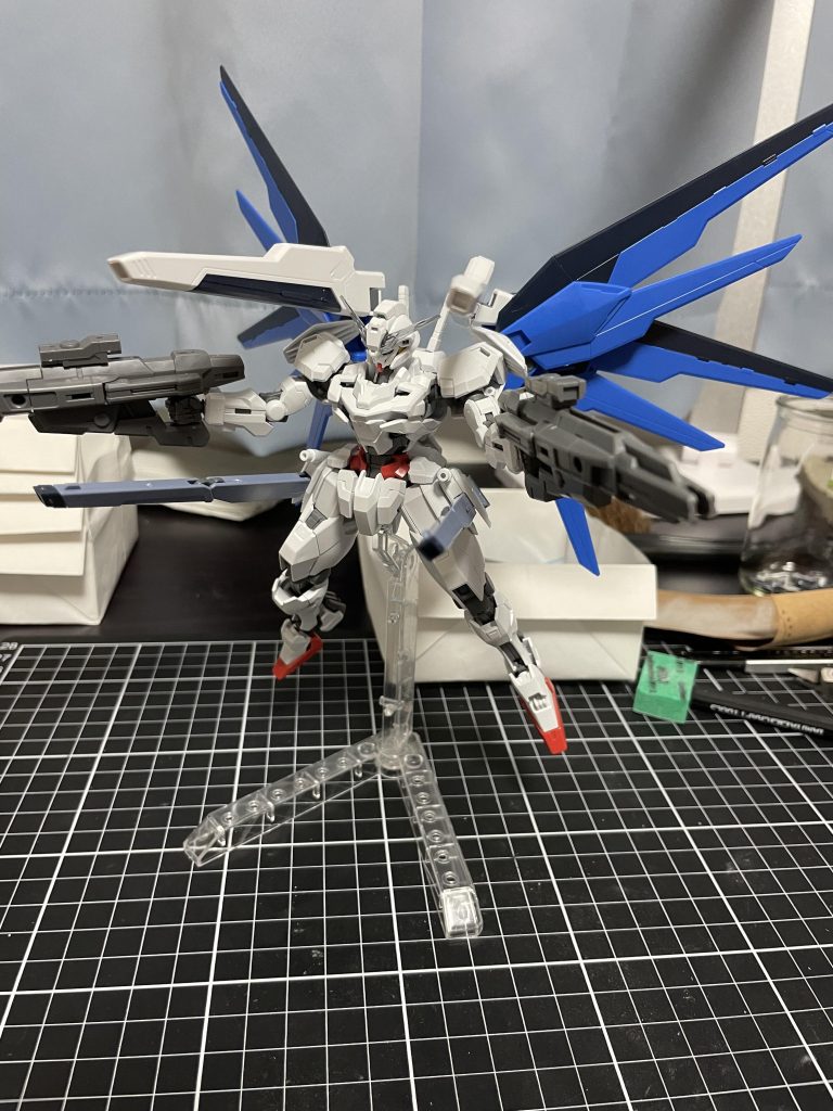 オマケの、現在製作中のミキシングキャリバーン。スレッタ搭乗機のミキシングシリーズもこれで最後。