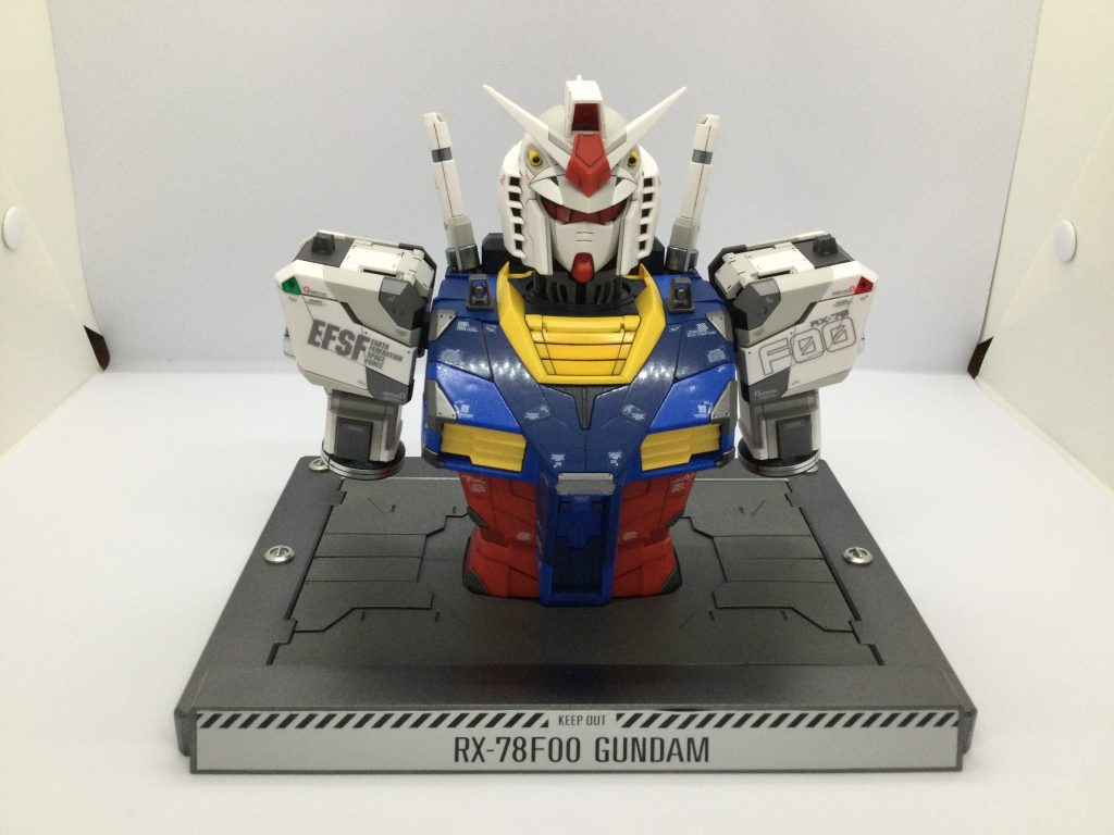 コンセプトモデルなので、若干の部分塗装で仕上げました。