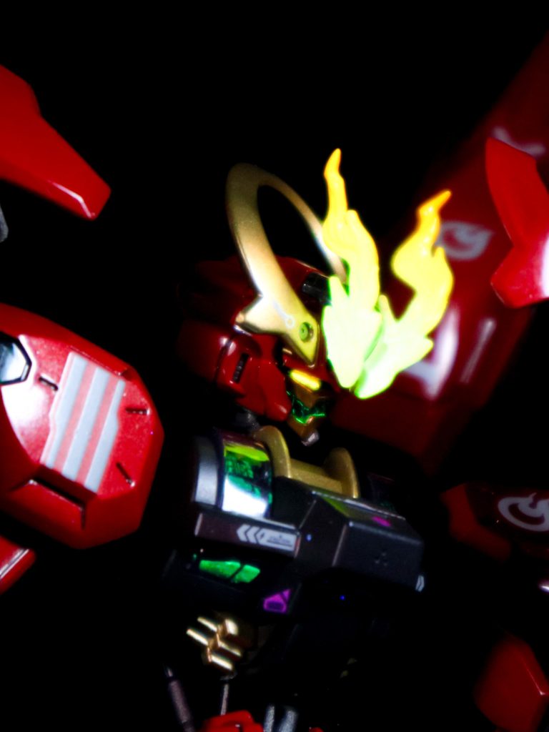 意思拡張AIをフル稼働させることによって5分間のみデータストームを処理しパイロットへのダメージを軽減しつつ敵機のデータストームによるオーバーライドを防げるパーメットスコア5を維持できる。