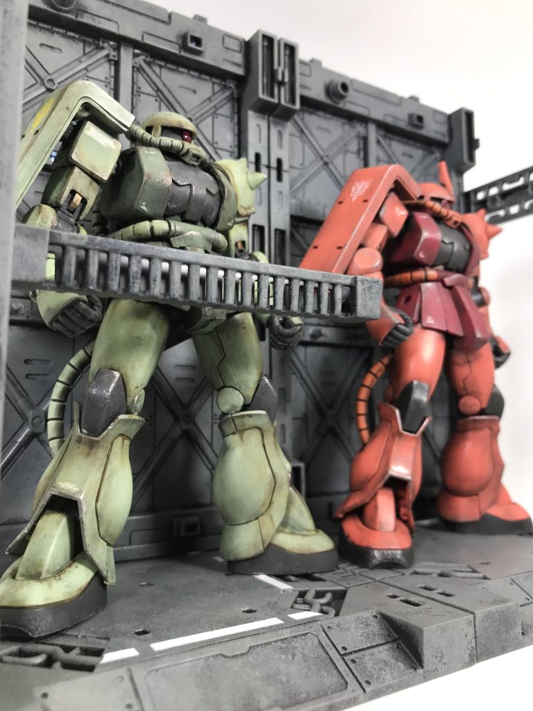 つや消し放置シリーズ…に…ついにガンプラの顔ともいえるザクⅡ 登場!もといウォッシング放置シリーズ…?🙄つや消し放置シリーズは…相互さんのoyakopuramoderuさんに命名して頂きました(笑)いつも色々命名してくださる相互様の方々…本当にありがとうございます😭