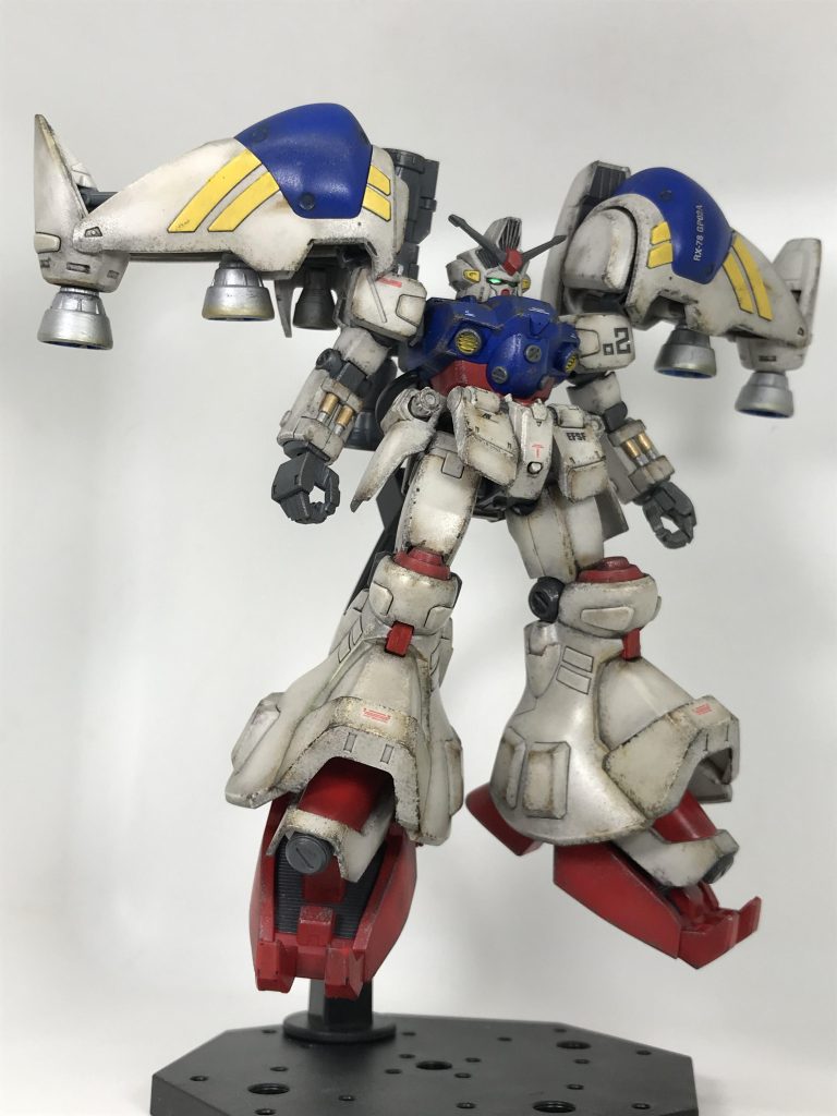 武器、シールドなし浮遊状態ベースは100均のディスプレスタンドを使用していますこれ…凄く使い勝手よくて安いのでマジでおススメです😃