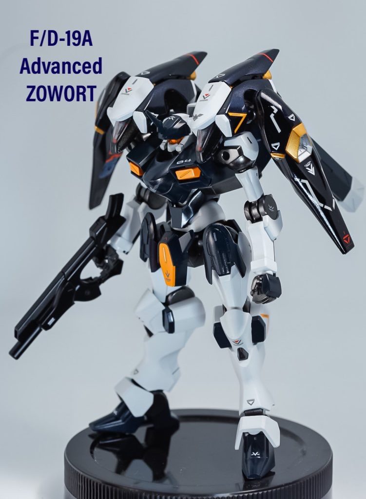 『エラン・ケレス専用アドバンスド・ザウォートガンダムファラクトプロトタイプ』ペイル社製ザウォート強化型ファラクト試作モビルスーツとして作られた機体。ファラクトに装備予定のバックパックとガンビット・コラキの性能テストのためにパイロットはエラン・ケレス4号が担当した…