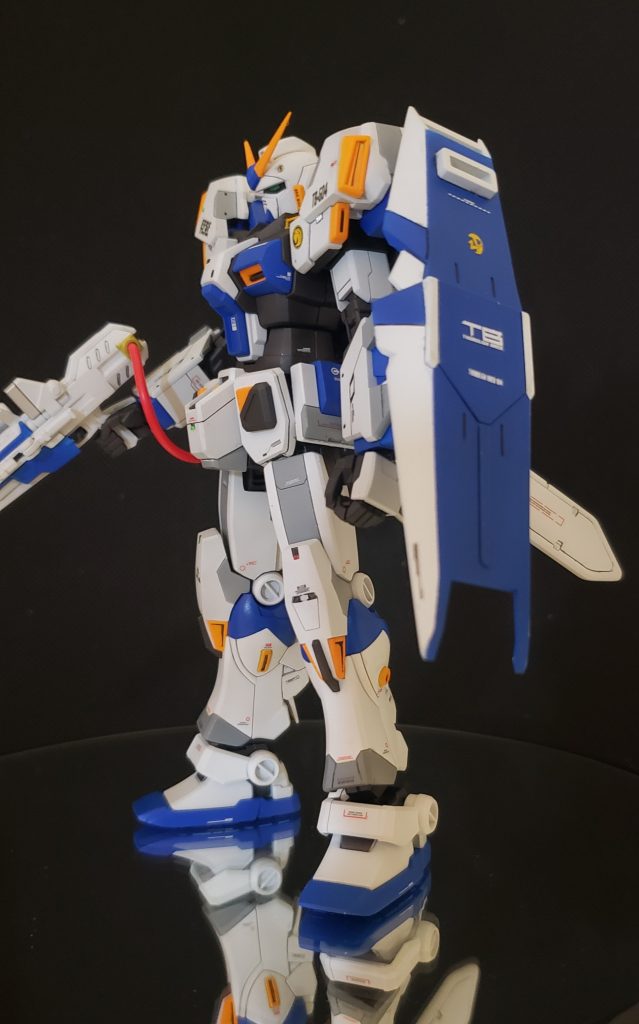 素組みでは上半身がボリュームあって下半身が細く感じたので下半身のボリュームアップを重点的にやりました。