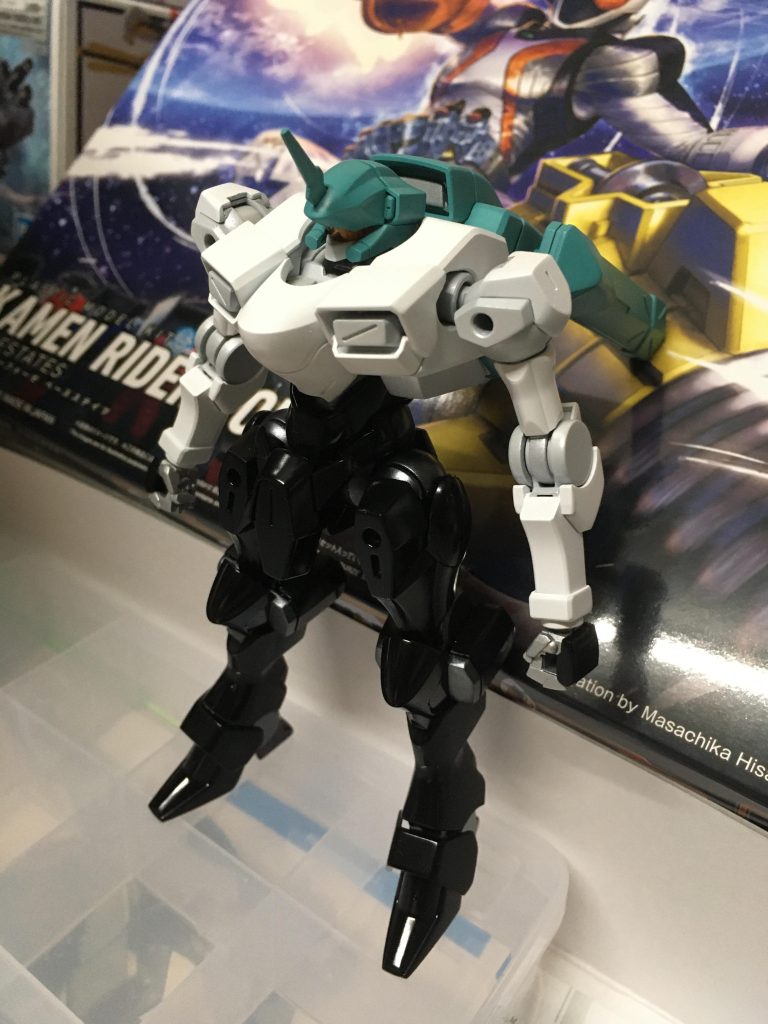 ここからは制作過程。こちらも獲物は若干弄りましたが、ティックバラン同様に色変えだけです。ざっくり塗った時点では正面からだと分かりにくいですが…、