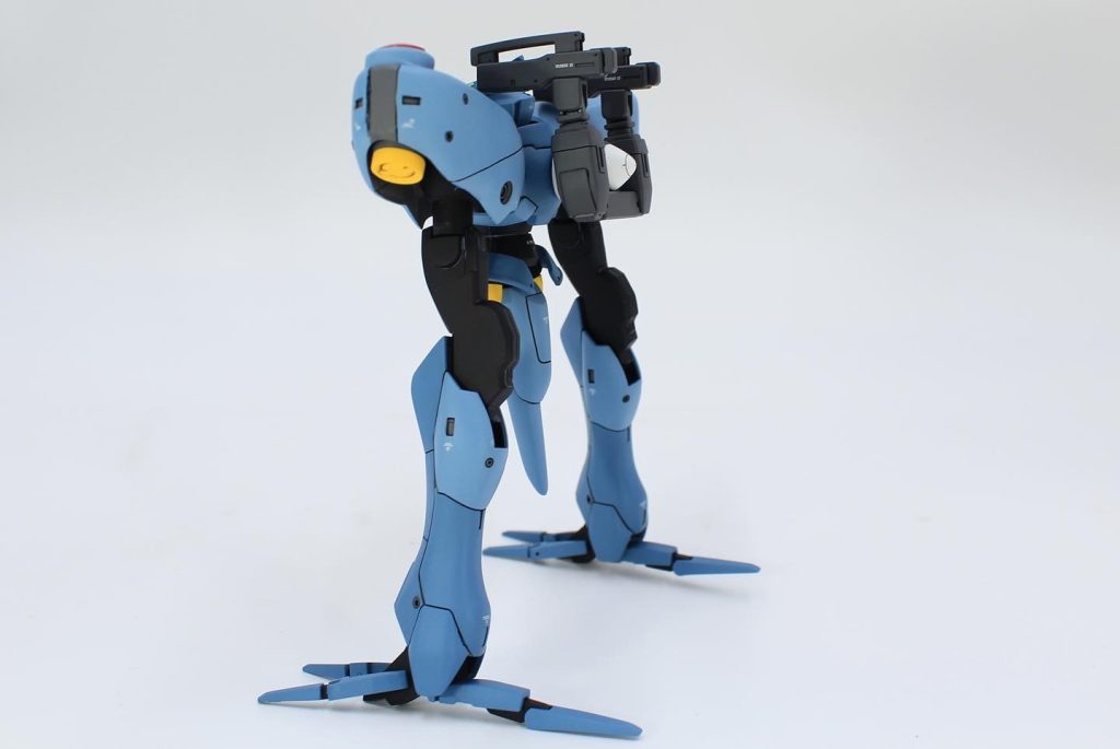 キャノン部は設定通りジンクスのライフルを使用