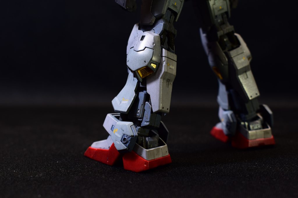 加えて各部にウェザリングをしています。これは飛行機プラモの技法を多く使いました。