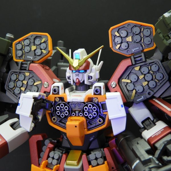 MG ガンダムヘビーアームズEW イーゲル装備